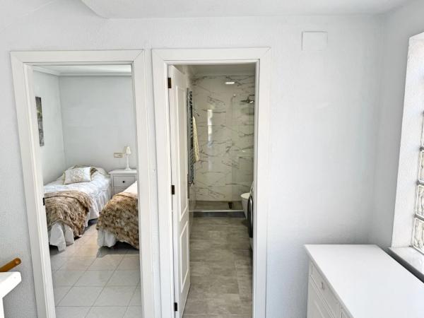 Chalet adosado en CL Paris, 48