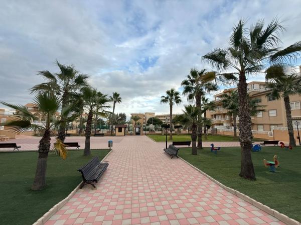 Piso en avenida de Cervantes, 138