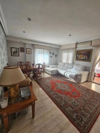 Chalet pareado en avenida d'Espanya, 44