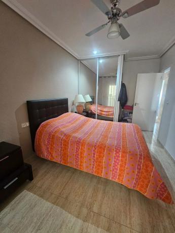 Chalet pareado en avenida d'Espanya, 44