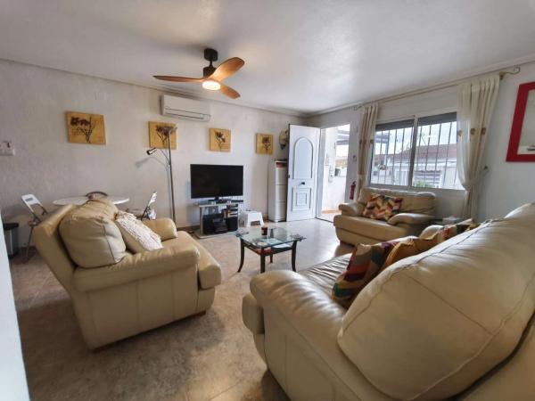 Chalet en Urbanización Pinomar