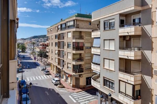 Piso en avenida del País Valencià