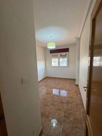 Piso en avenida de la Paz