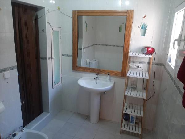 Chalet pareado en calle Concepción