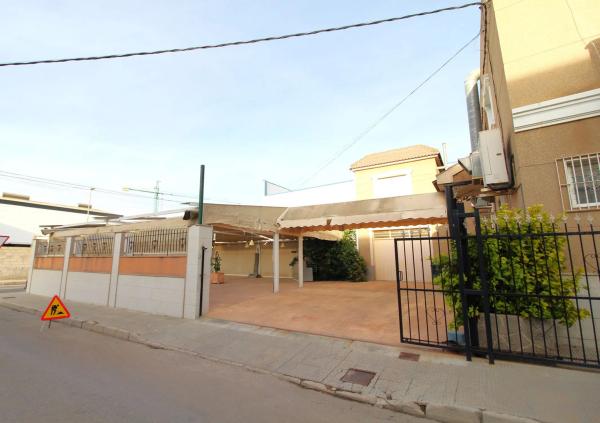 Chalet pareado en avenida de la Paz, 3310 AvdelaPazJacarillaAlicante