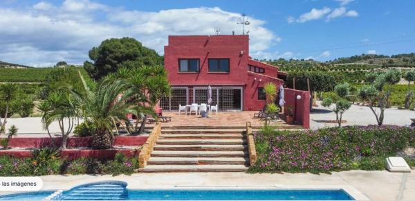 Chalet en Los Montesinos