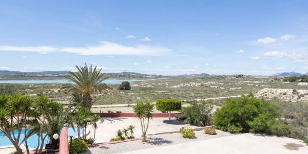 Chalet en Los Montesinos