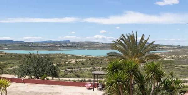 Chalet en Los Montesinos