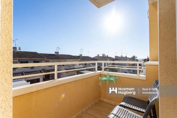 Piso en calle Las Palmeras