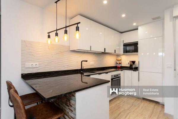 Piso en calle Las Palmeras