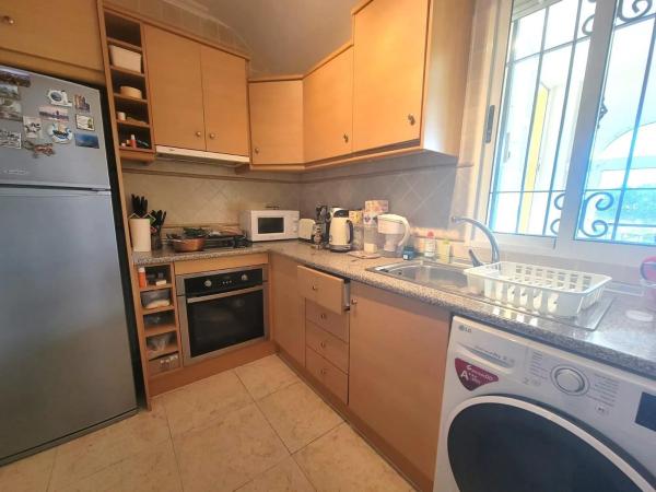 Chalet adosado en avenida Riegos de Levante