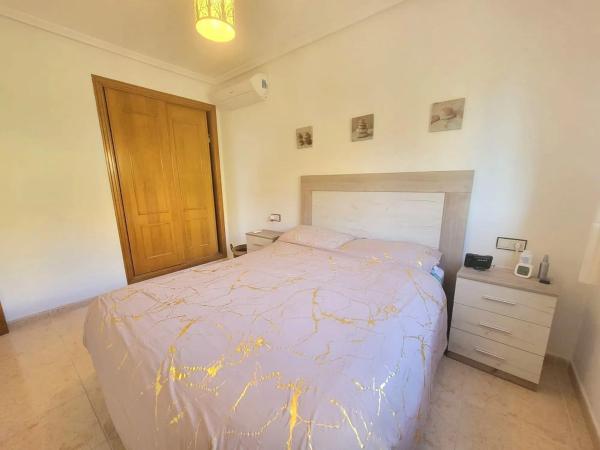 Chalet adosado en avenida Riegos de Levante