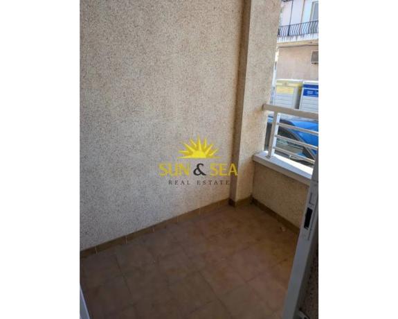 Piso en Los Montesinos