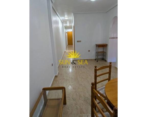 Piso en Los Montesinos