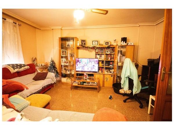 Piso en Los Montesinos