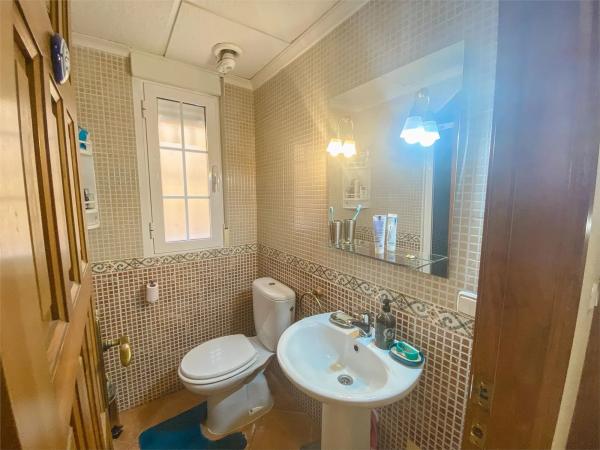 Casa independiente en calle Almendro