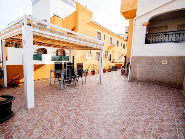 Piso en avenida Riegos de Levante, 2