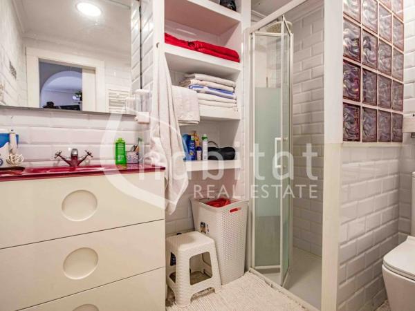 Chalet adosado en calle Taray, 12