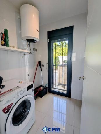 Chalet adosado en CL Herreda La, 37