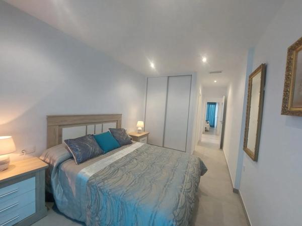 Chalet pareado en calle Clavellina, 9