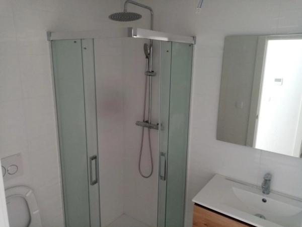 Chalet pareado en calle Clavellina, 9