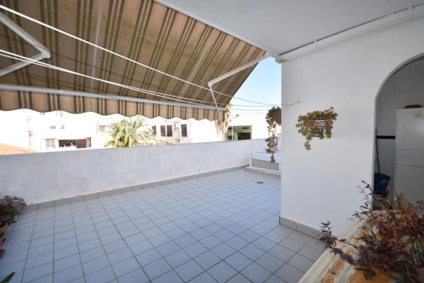 Chalet en Los Montesinos