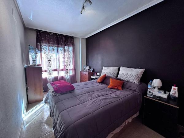 Piso en calle Diego Montesinos