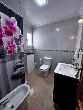 Piso en calle Diego Montesinos