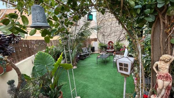 Chalet pareado en calle Montesineros Ausentes