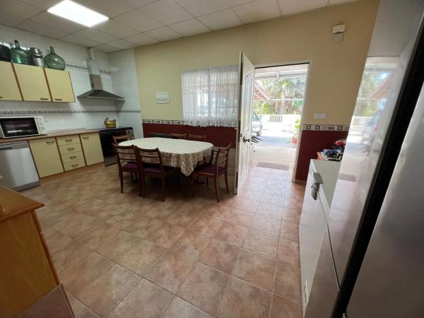 Chalet pareado en Los Perez