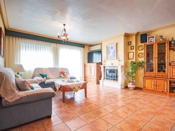 Chalet adosado en calle Limonero, 2 -4