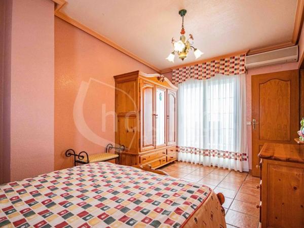 Chalet adosado en calle Limonero, 2 -4