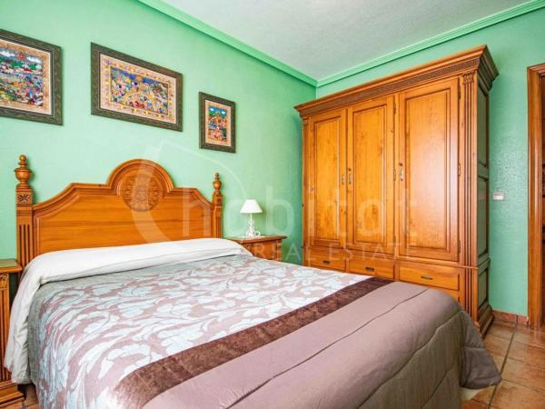 Chalet adosado en calle Limonero, 2 -4