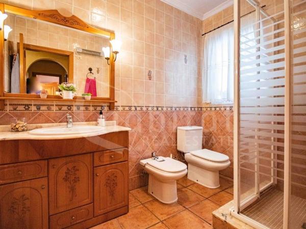 Chalet adosado en calle Limonero, 2 -4