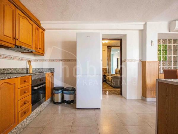 Chalet adosado en calle Capitán Cortés, 12 -20