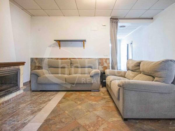 Chalet adosado en calle Capitán Cortés, 12 -20