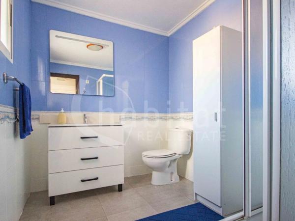 Chalet adosado en calle Capitán Cortés, 12 -20