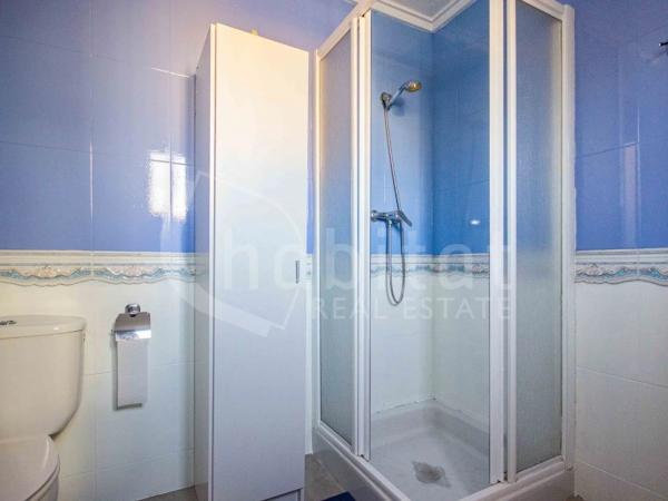 Chalet adosado en calle Capitán Cortés, 12 -20