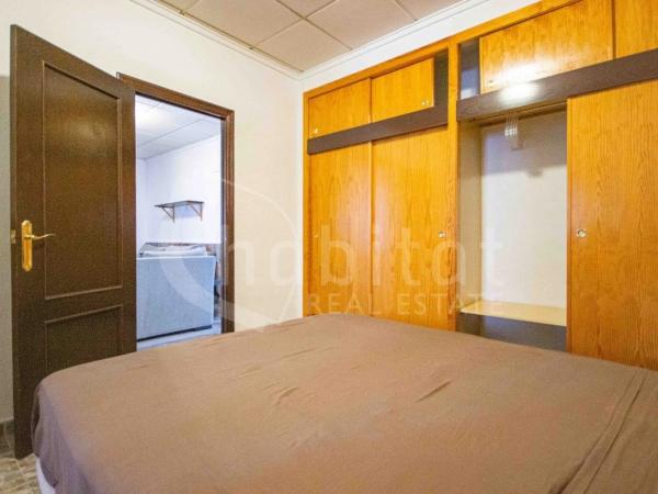 Chalet adosado en calle Capitán Cortés, 12 -20