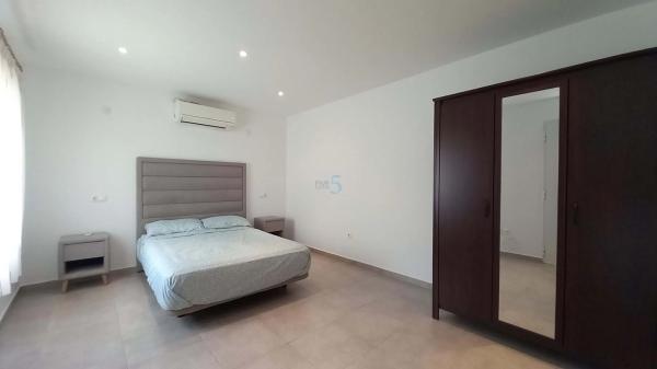 Chalet en Los Montesinos