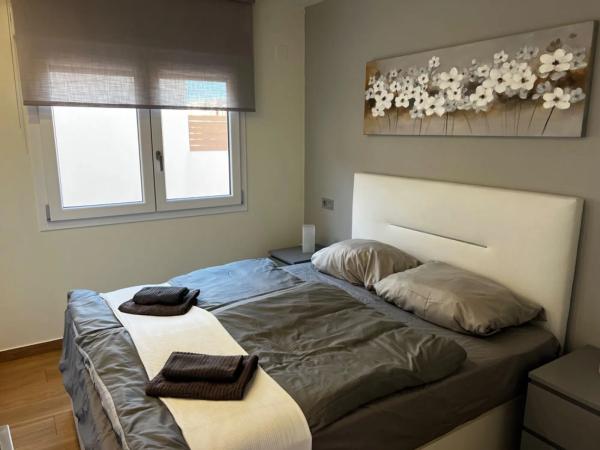 Chalet adosado en calle la Herrada, 61