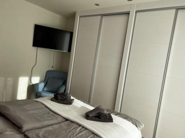 Chalet adosado en calle la Herrada, 61