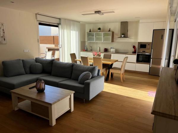 Chalet adosado en calle la Herrada, 61