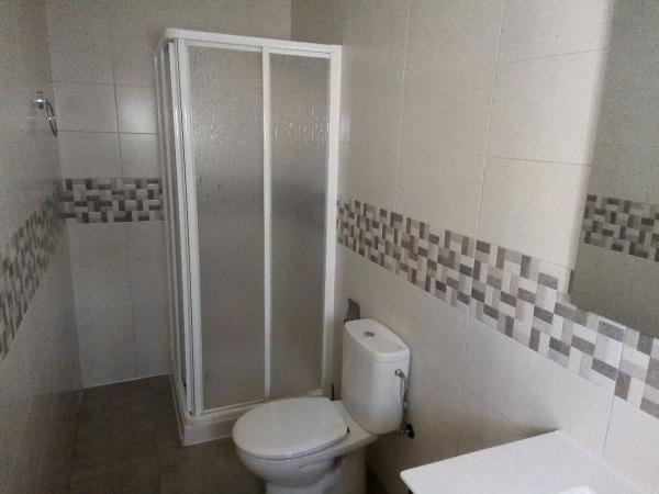 Casa de pueblo en calle Capitán Cortés, 23