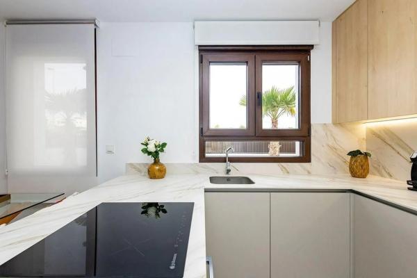 Casa independiente en calle Melón