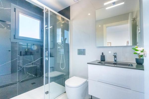 Casa independiente en calle Anacardo s/n