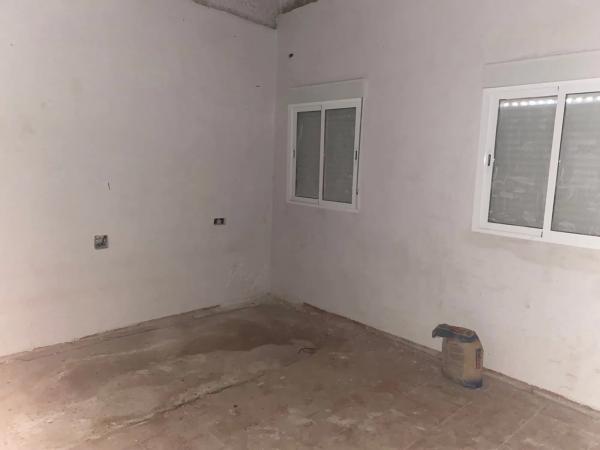 Chalet adosado en calle Orihuela, 12