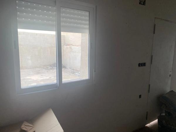 Chalet adosado en calle Orihuela, 12