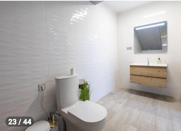 Casa independiente en calle Santa Ana, 8