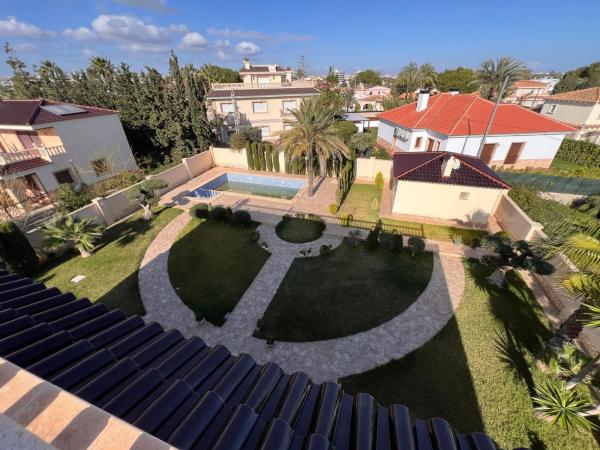 Casa independiente en calle Jaloque, 3